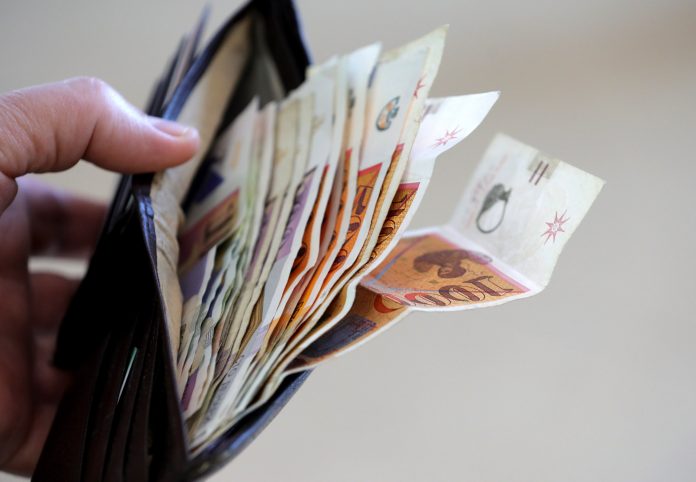 пари-плата-денари-9