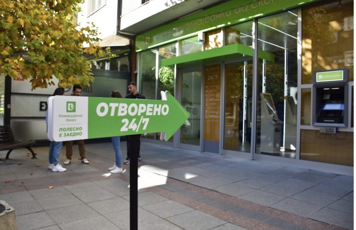 97FA6064-7CFE-4320-A955-6EA9A1A5C85B