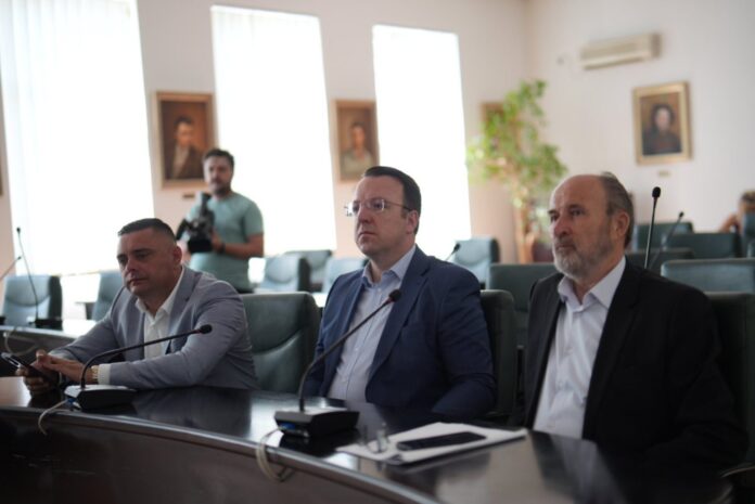 IMG-6fa12ebc942118f68460efd47bd648ef-V-1536x1026