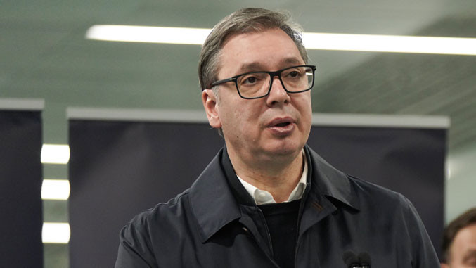 677z381_vucic