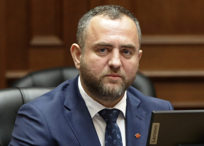 Vlada-prva-sednica-so-Dzaferi-Toskovski-3a-bg